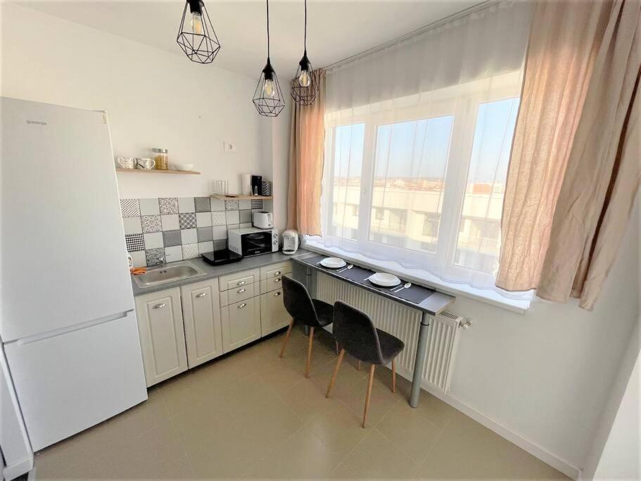 Appartement Apartament Onestilor à Oradea Extérieur photo