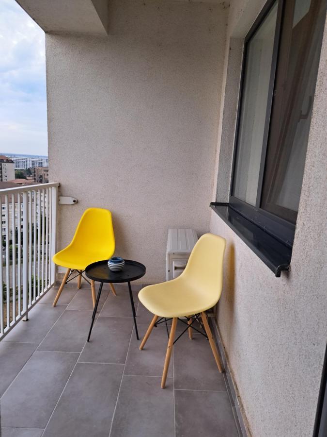 Appartement Apartament Onestilor à Oradea Extérieur photo